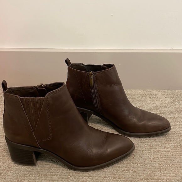 Franco Sarto Brown Ankle Boots - Picture 1 of 4